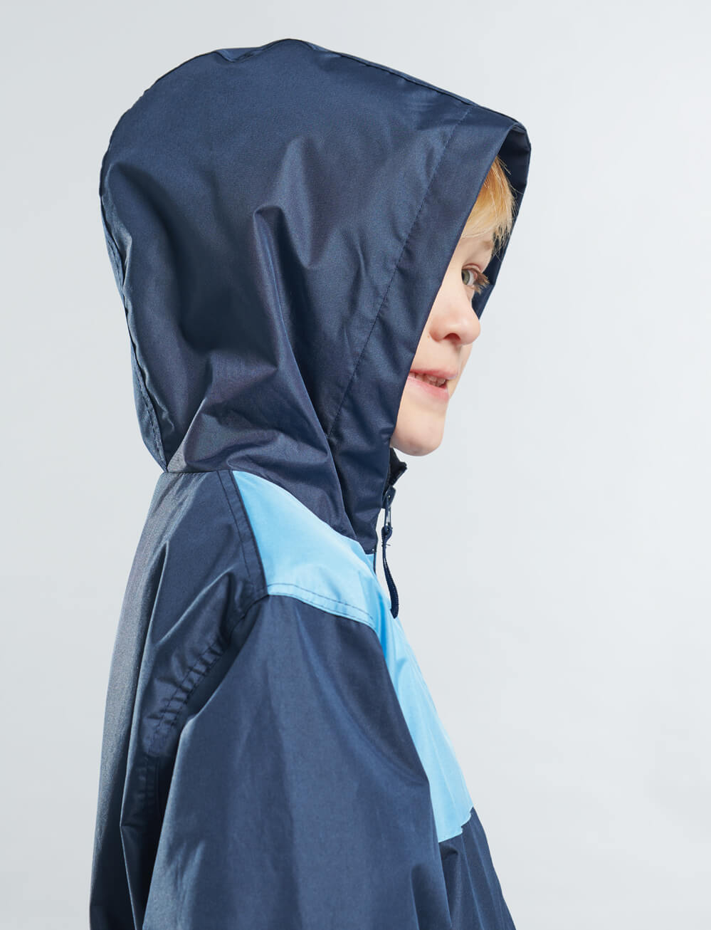 Official Manchester City Kids Shower Jacket - Navy - The World Football Store